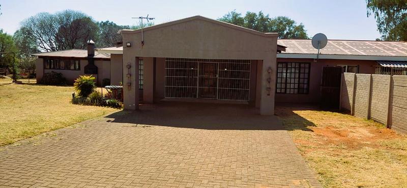 8 Bedroom Property for Sale in Groenvlei Free State